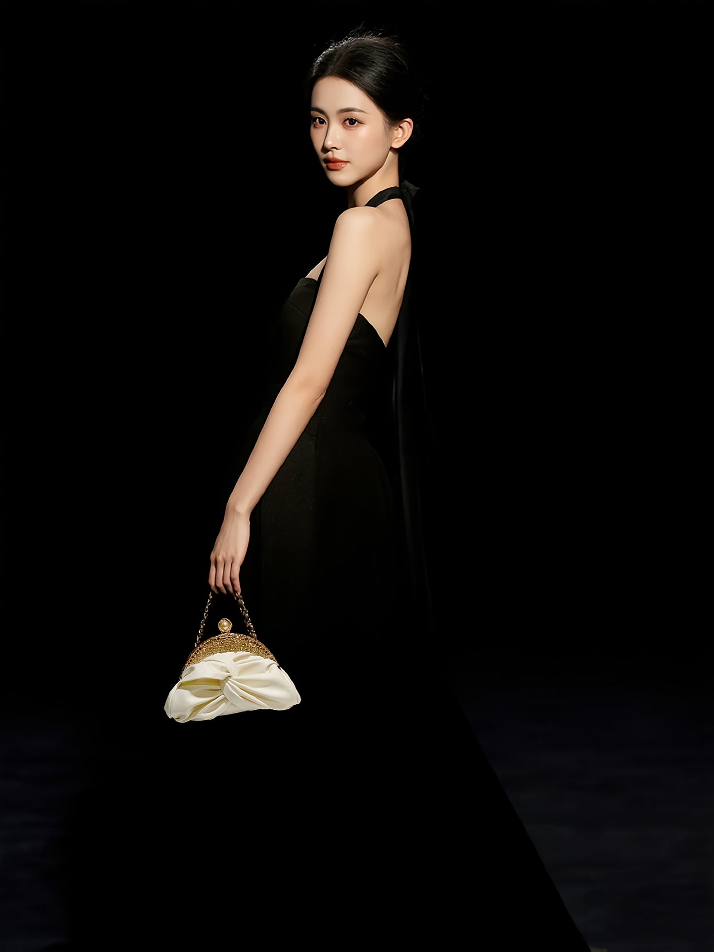 Elegant White Mini Clutch with Golden Rhinestone Crown, Removable Shoulder Strap, and Pearl Accents - Perfect for Evening Parties, Banquets, and Special Occasions, Ladies' Handbag