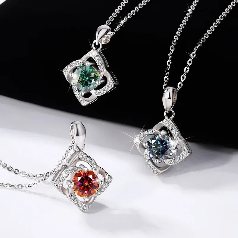 s925 sterling silver four-leaf clover necklace, silver pendant, Moissanite necklace, classic for women