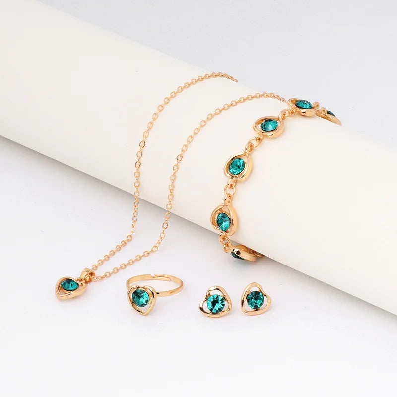 Women Crystal Love Jewelry 4 Piece Set Fashionable Elegant High End Peach Heart Necklace Earrings Rings Bracelets Necklace Set
