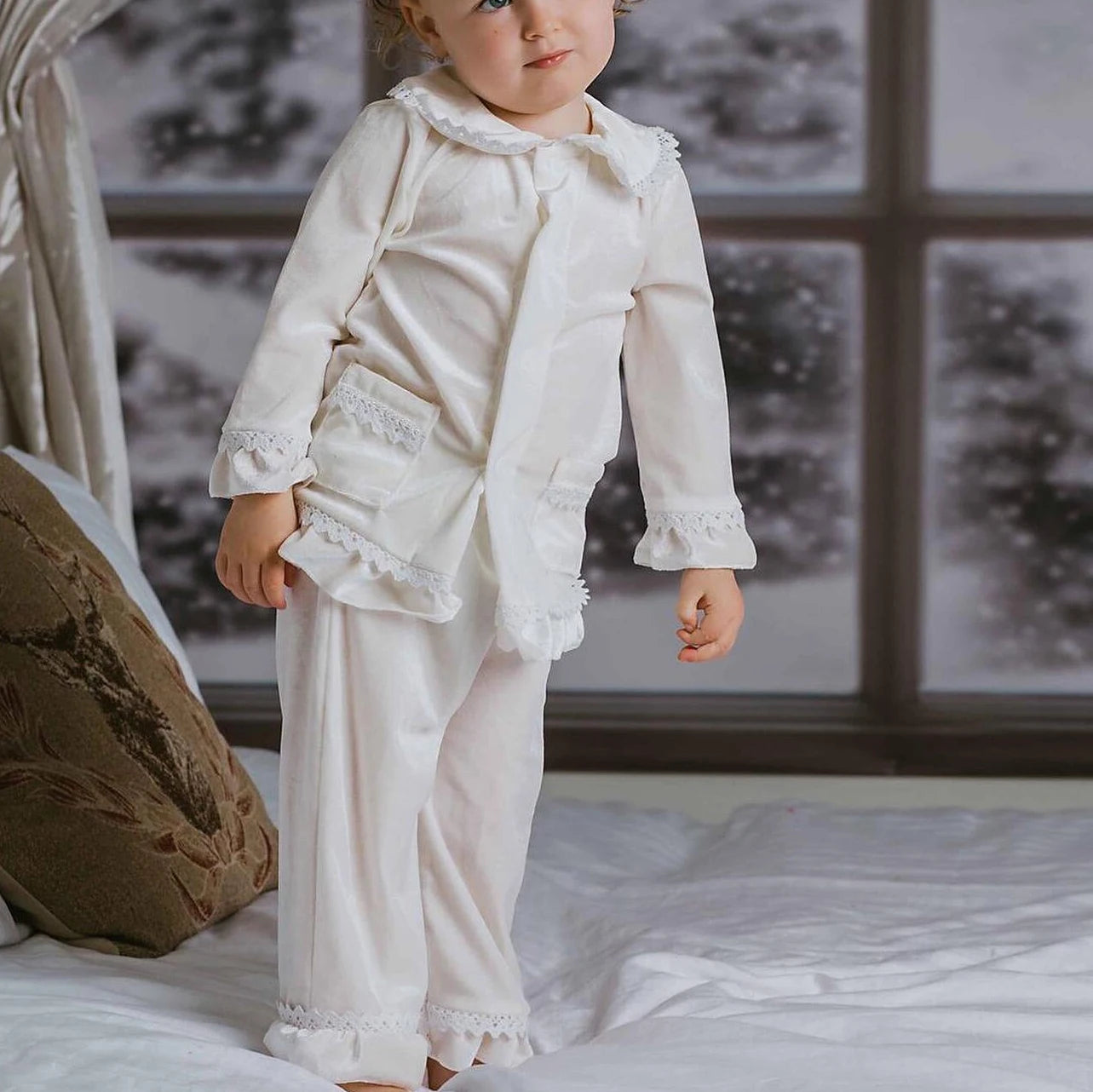 2025 winter family christmas matching outfits loungewear kids girls boys red velvet pyjamas fille cream white pjs set sleepwear
