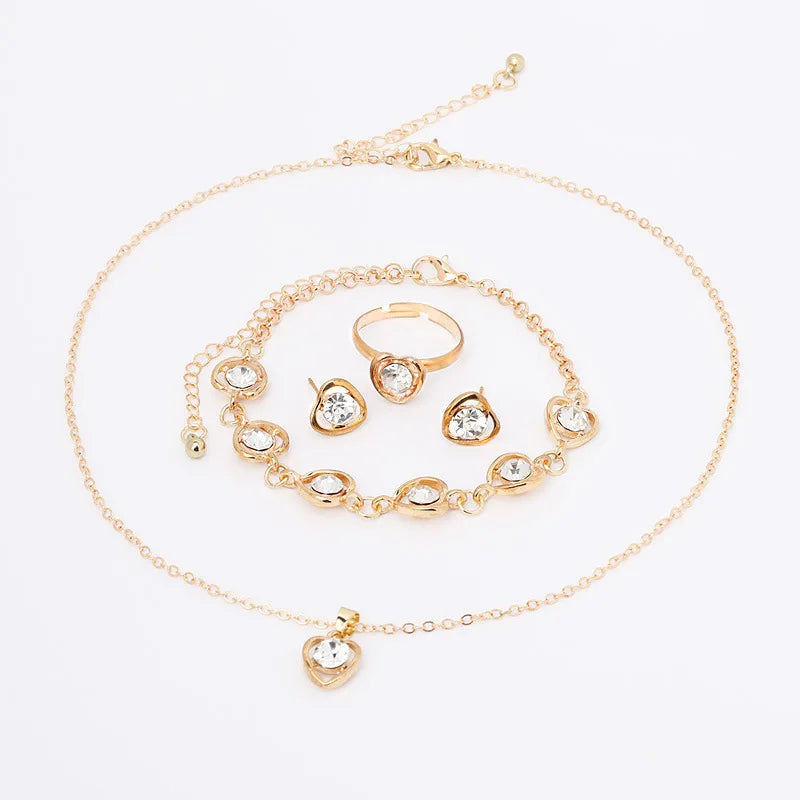 Women Crystal Love Jewelry 4 Piece Set Fashionable Elegant High End Peach Heart Necklace Earrings Rings Bracelets Necklace Set