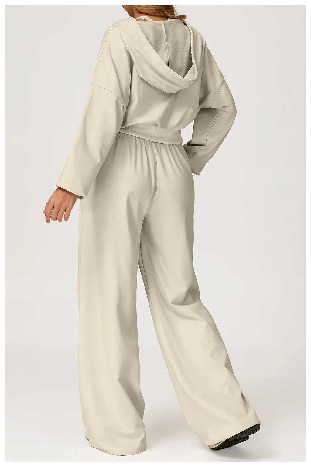 Winter 2-piece Casual Sports Hoodie Set Women's Long Sleeved Loose Yoga Set High Waisted Sweatpants Running and Fitness Set