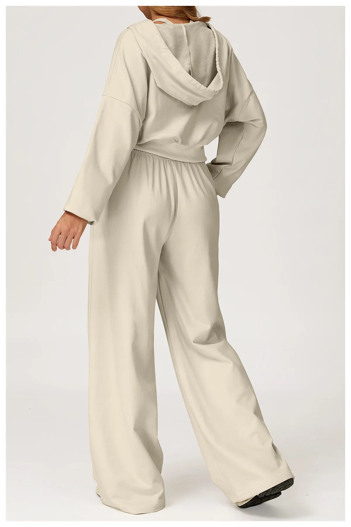 Winter 2-piece Casual Sports Hoodie Set Women's Long Sleeved Loose Yoga Set High Waisted Sweatpants Running and Fitness Set