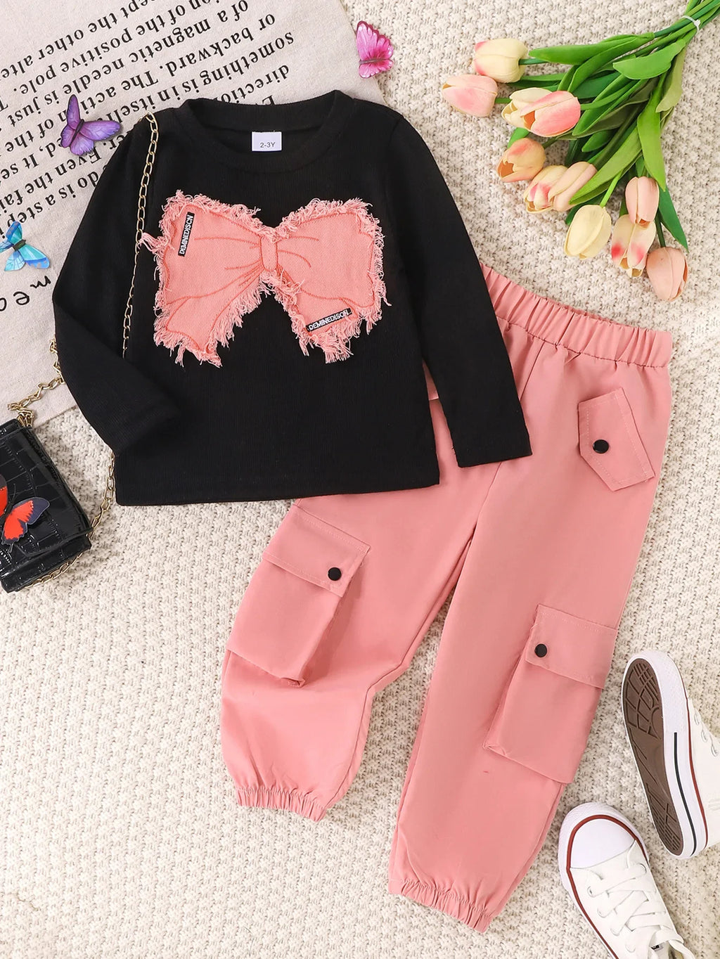 Kids Girls Two-piece Set Butterfly Appliqué Top with Cargo Pants Children Autumn and Winter Trousers New 2pcs/set Fashionable