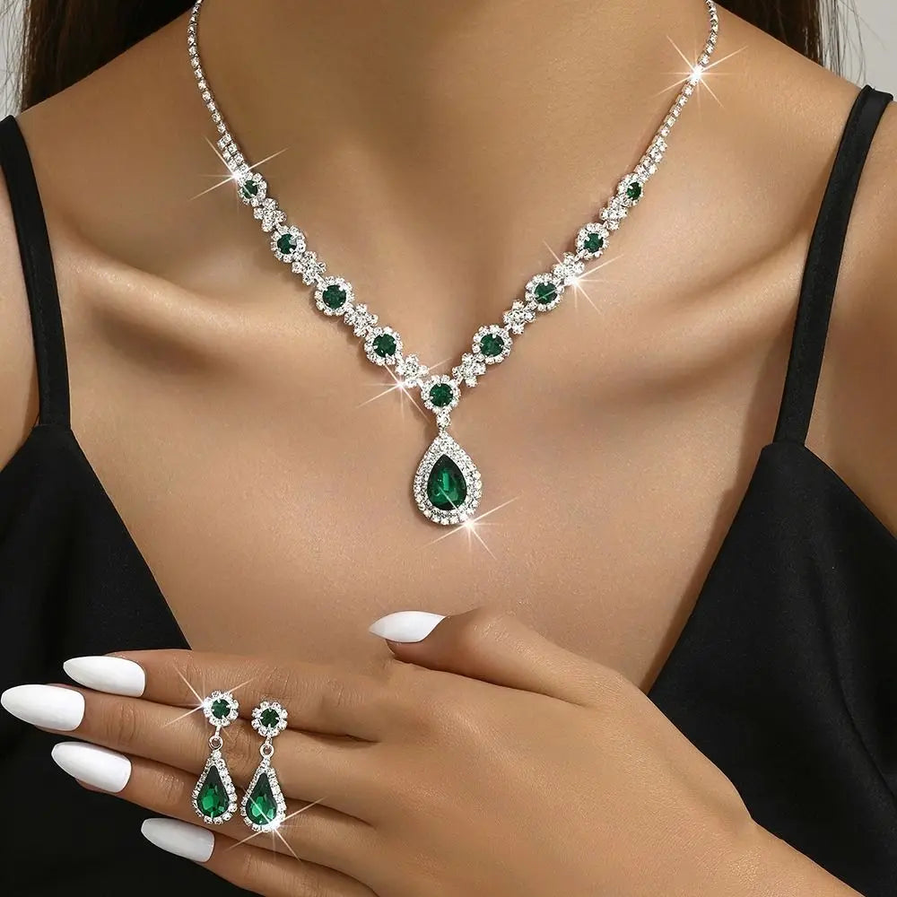 Fashionable Crystal Jewelry Necklace Earring Set Premium Luxury Pendant Necklace Original Design Inlaid Zircon Dangle Earrings